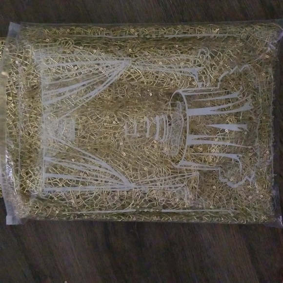 Table Runner Mesh Gold Sequin - Picture 2 of 3